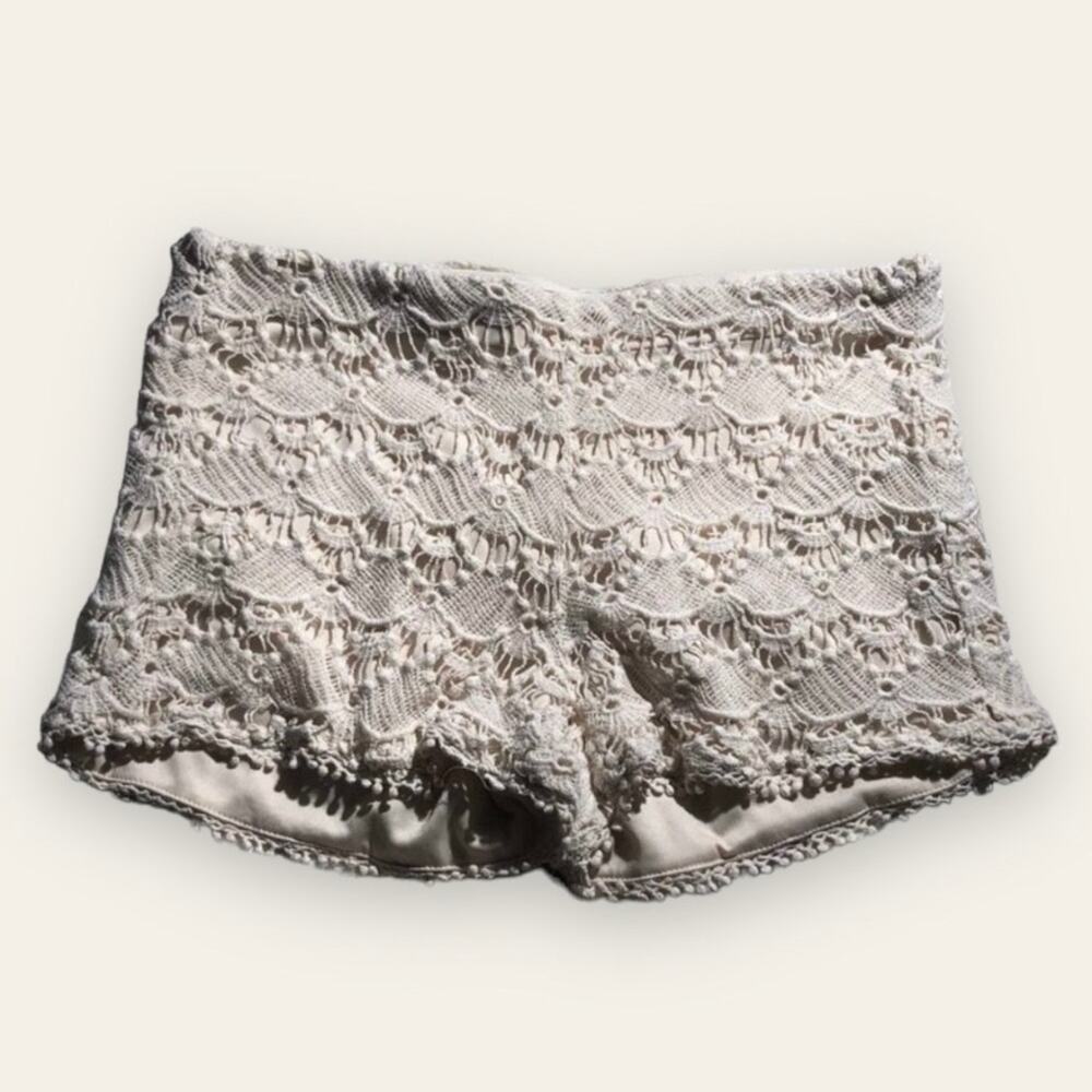 Zara trf size small white crochet lace boho shorts
